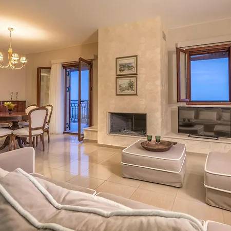 Sea Gems Luxury Villas *