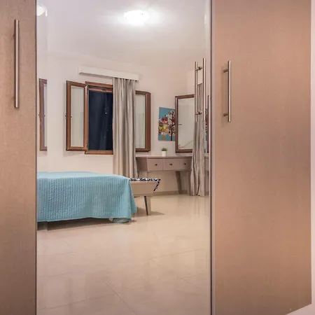 Villa Sea Gems Luxury Villas *
